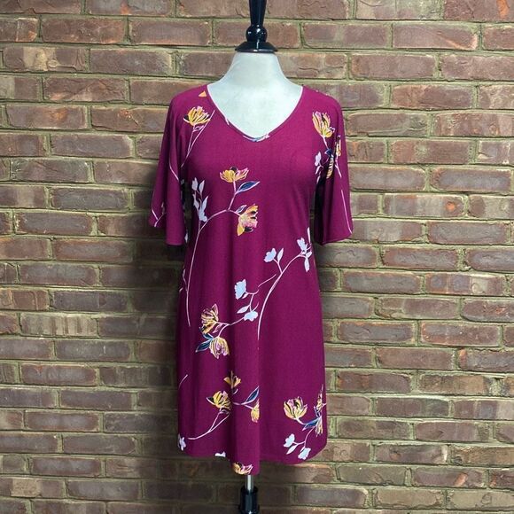 Apt.9 Floral Flutter Sleeve Dress Size Small - Picture 2 of 8